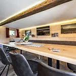 Chalet Staudach - Alpinresidenz Zillertal *
